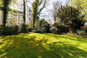 BILD_5496640-TFGRGgnKpAje7QmfAVxDfgPb-1._20OG_Hagedornstrasse_51_20149_Hamburg_Garten_5120.exp.jpg