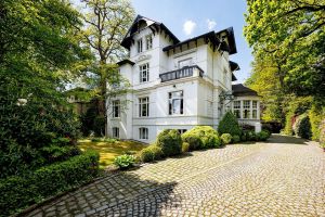 TITELBILD_5288379-Cuv8A7jYi3cy7gc4HhNxNxim-Othmarschen_Haus_5712(6).exp.jpg